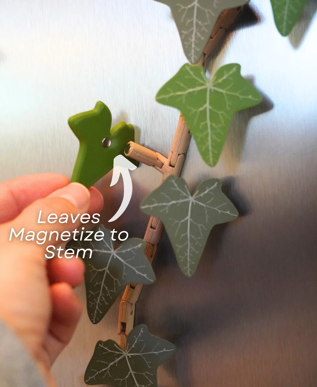 IvyFlow™ Magnetic Vine Fridge Organizer